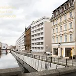 3 Rooms Flat Museuminsel Berlin-Mitte 7 Personen