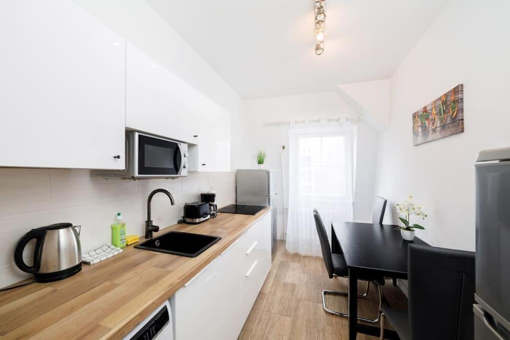 3 Flat Museuminsel Berlin-mitte 7 Personen