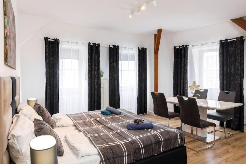 Appartement 3 Flat Museuminsel Berlin-mitte 7 Personen