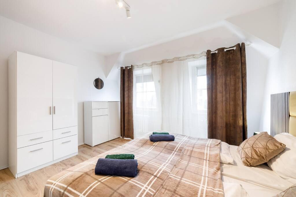 3 Flat Museuminsel Berlin-mitte 7 Personen